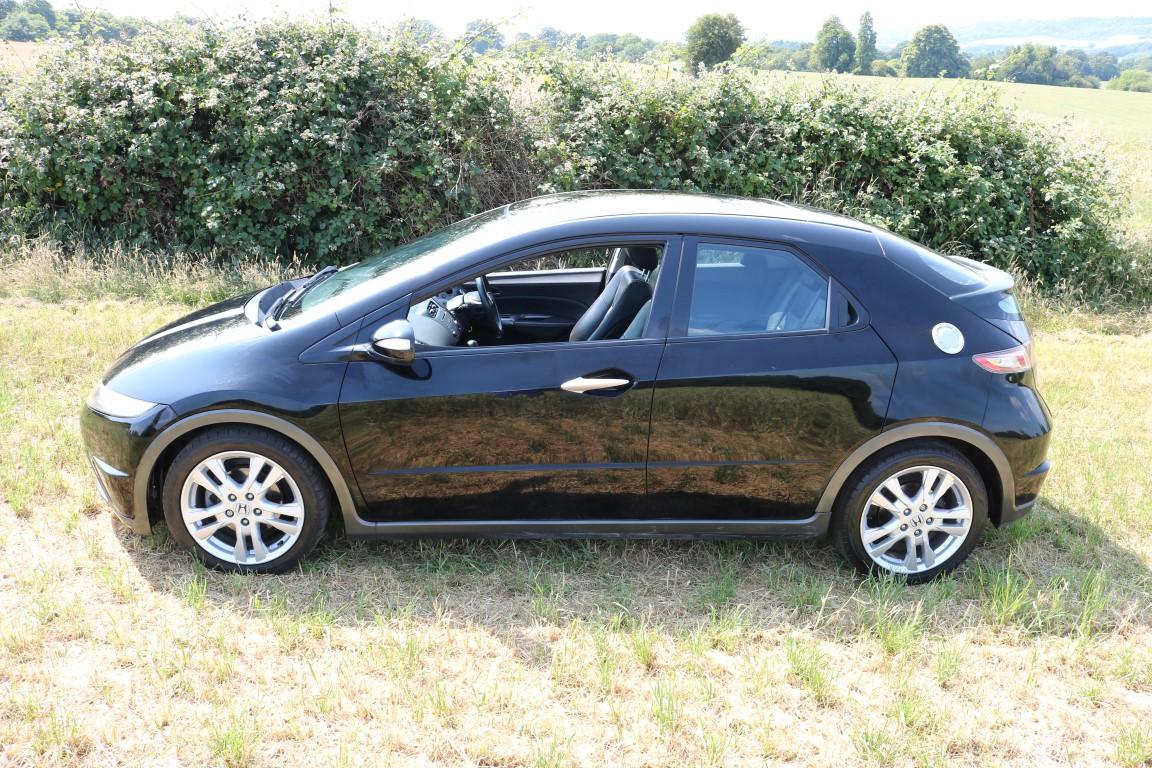 Honda Civic 1.8 i-VTEC EX Hatchback 5dr Petrol Automatic (169 g/km, 138 bhp)