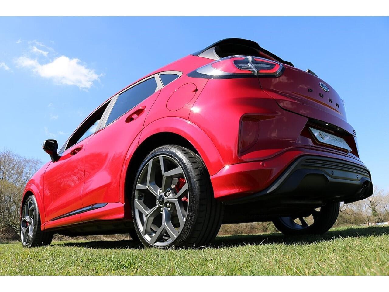 Ford Puma 1.5 T EcoBoost ST Manual (200BHP+Apple Car Play+KEYLESS+RIVACY+19