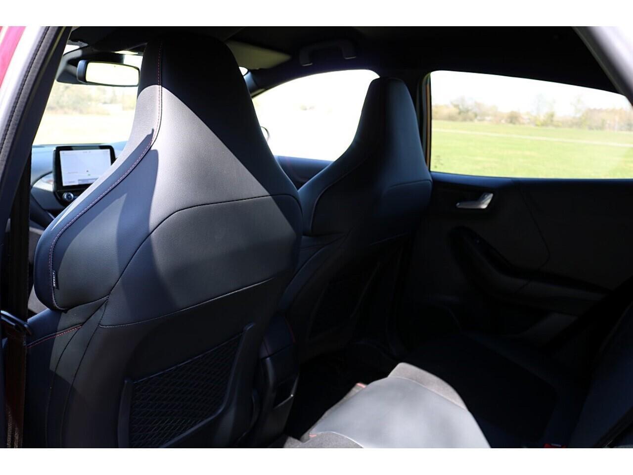 Ford Puma 1.5 T EcoBoost ST Manual (200BHP+Apple Car Play+KEYLESS+RIVACY+19