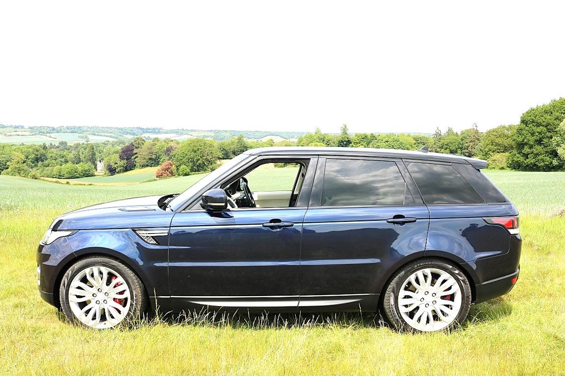 Land Rover Range Rover Sport 3.0 SD V6 HSE SUV 5dr Diesel Auto 4WD Euro 6 (s/s) (306 ps)