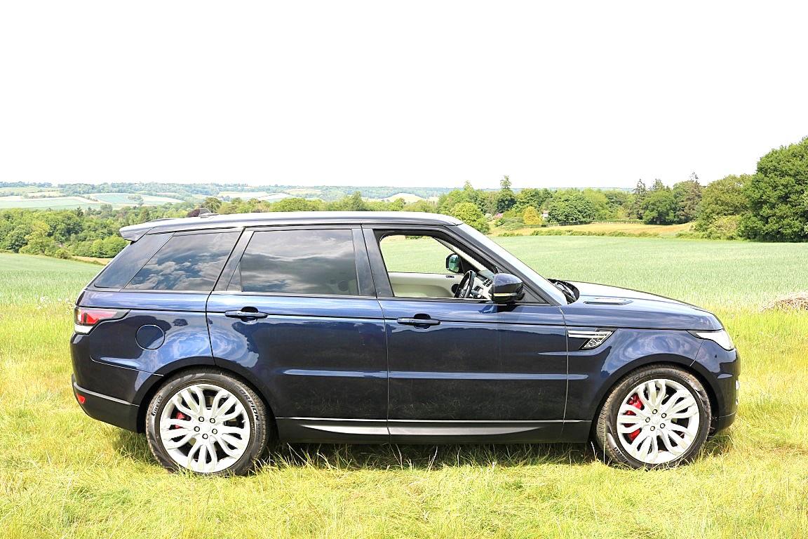 Land Rover Range Rover Sport 3.0 SD V6 HSE SUV 5dr Diesel Auto 4WD Euro 6 (s/s) (306 ps)
