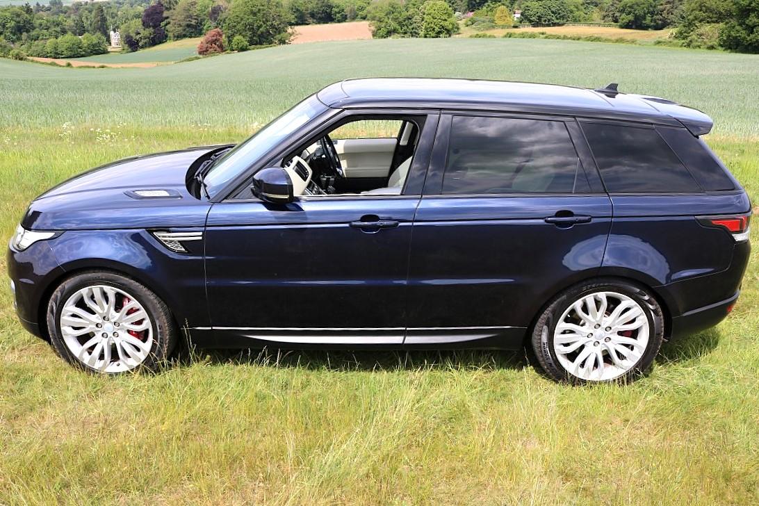 Land Rover Range Rover Sport 3.0 SD V6 HSE SUV 5dr Diesel Auto 4WD Euro 6 (s/s) (306 ps)