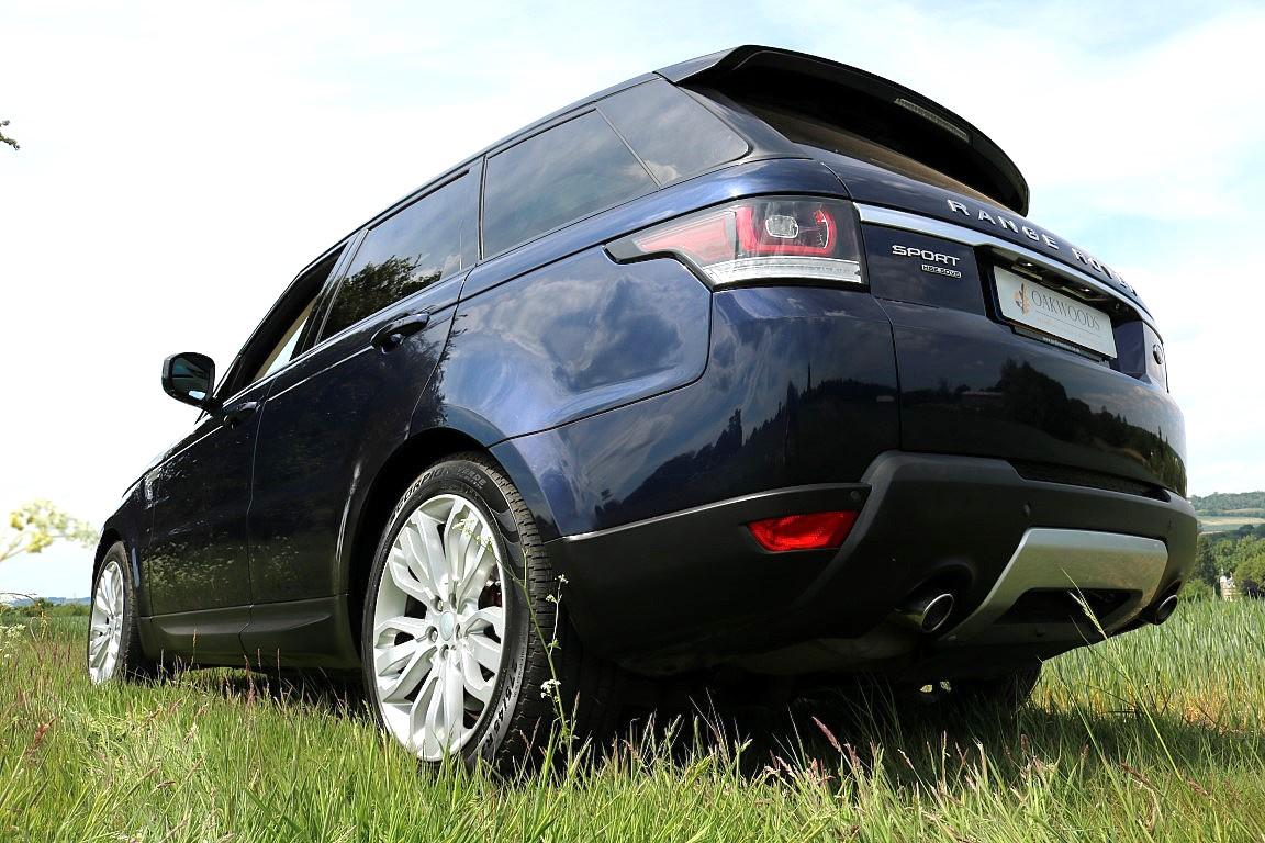 Land Rover Range Rover Sport 3.0 SD V6 HSE SUV 5dr Diesel Auto 4WD Euro 6 (s/s) (306 ps)