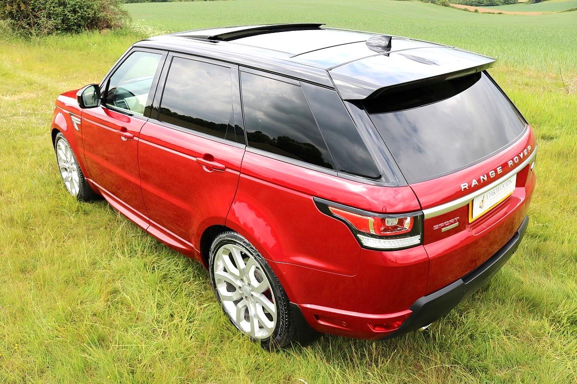 Land Rover Range Rover Sport 3.0 SD V6 Autobiography Dynamic SUV 5dr Diesel Auto 4WD Euro 6 (s/s) (306 ps)