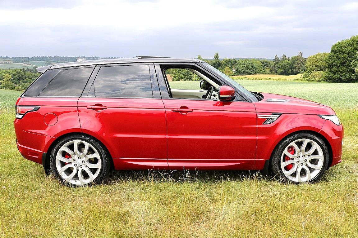 Land Rover Range Rover Sport 3.0 SD V6 Autobiography Dynamic SUV 5dr Diesel Auto 4WD Euro 6 (s/s) (306 ps)