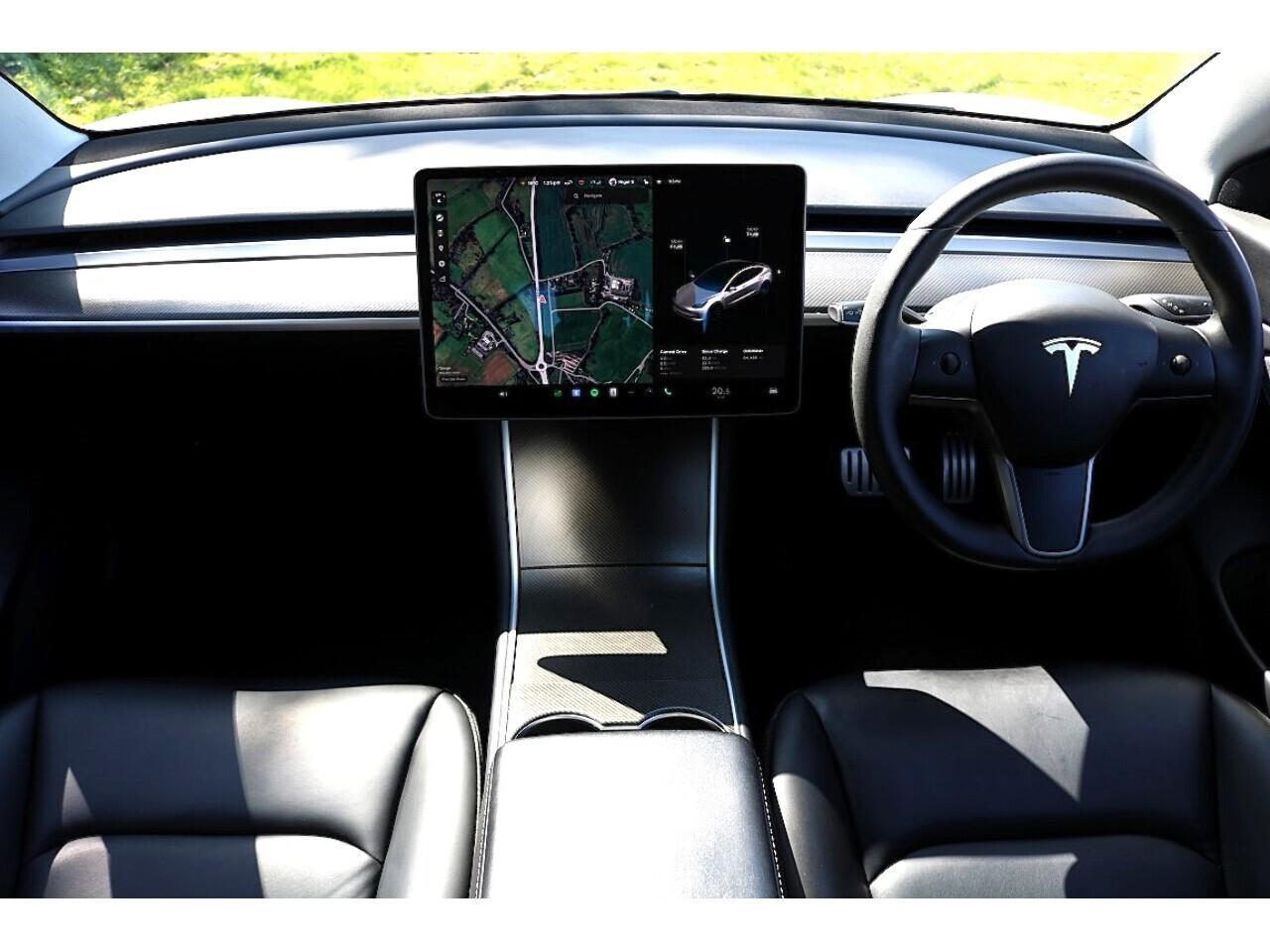 Tesla Model 3 Performance (1 Owner+PERFORMANCE Pack+Autopilot+Great Value) 0.0 4dr Saloon Automatic Electric