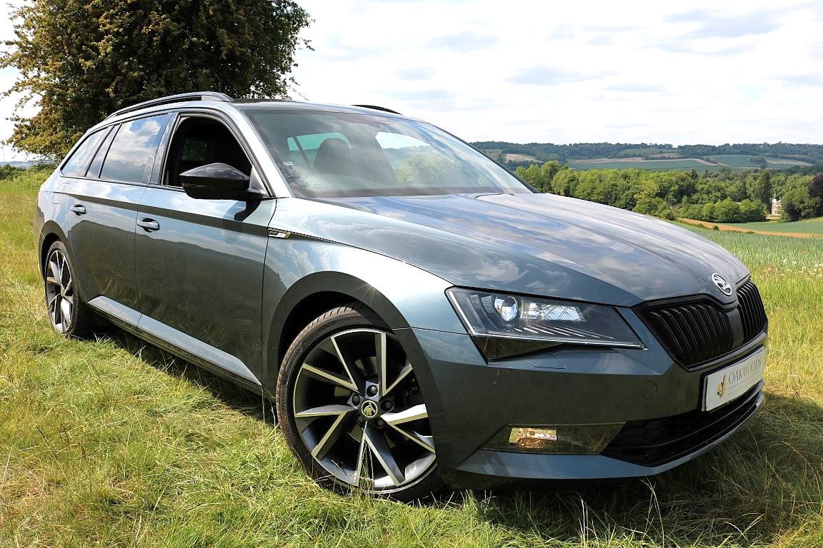 Skoda Superb 2.0 TDI SportLine Estate 5dr Diesel DSG Euro 6 (s/s) (190 ps)