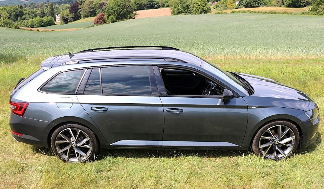 Skoda Superb 2.0 TDI SportLine Estate 5dr Diesel DSG Euro 6 (s/s) (190 ps)