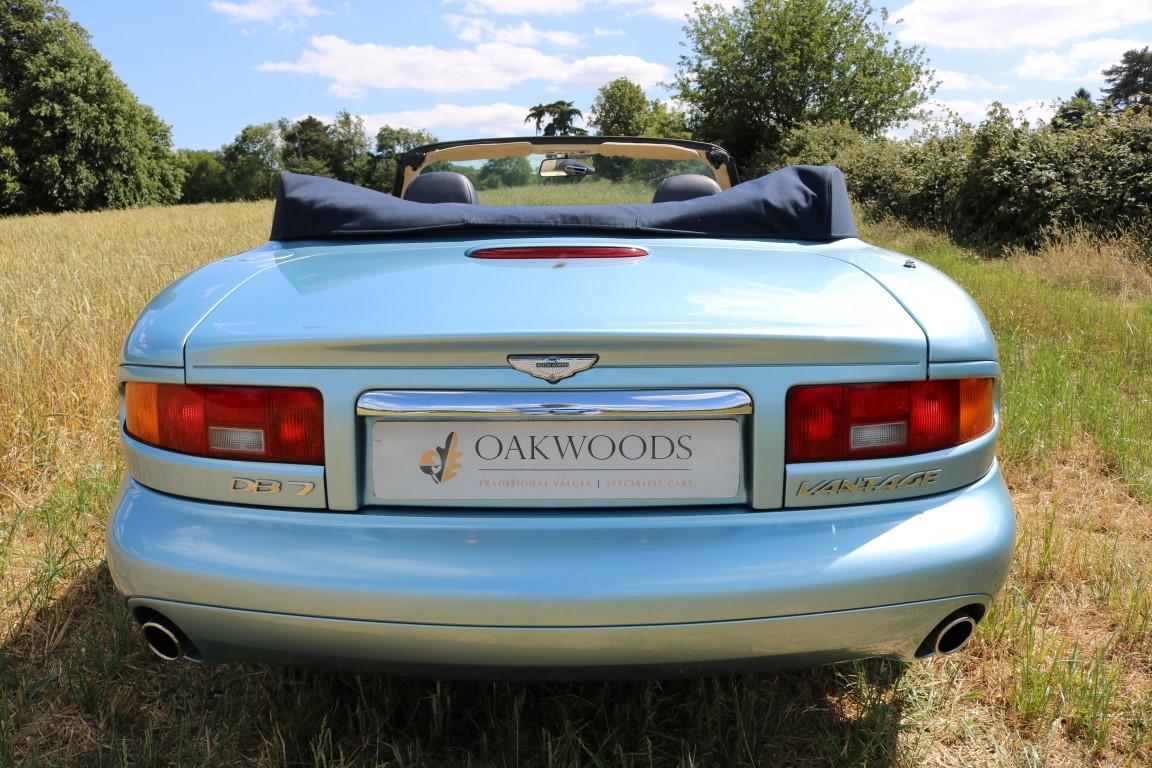 Aston Martin DB7 5.9 Volante 2dr Petrol Automatic (472 g/km, 420 bhp)