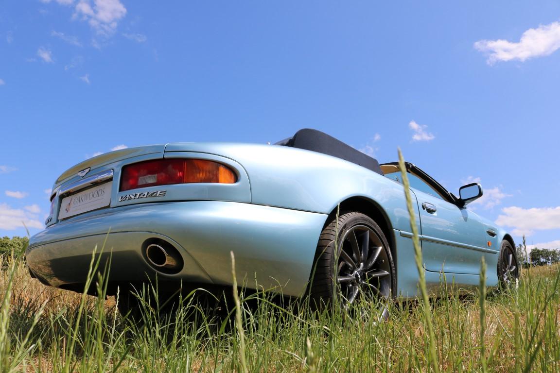 Aston Martin DB7 5.9 Volante 2dr Petrol Automatic (472 g/km, 420 bhp)