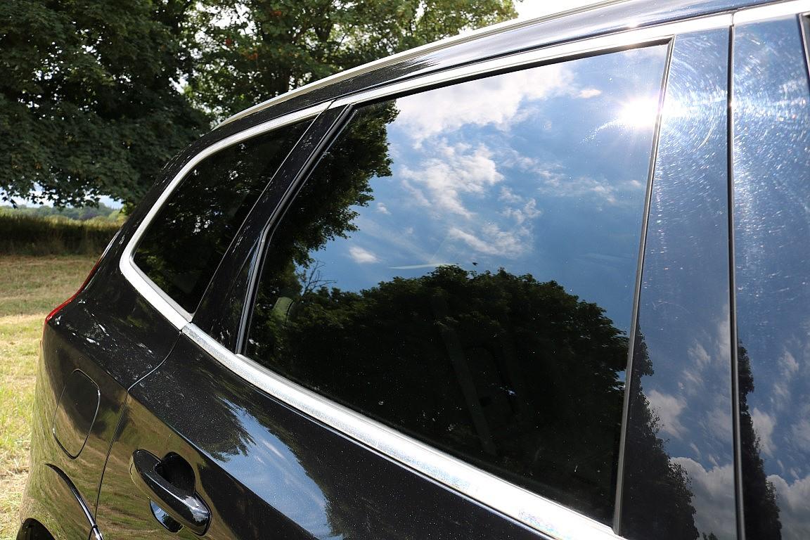 Volvo XC60 2.0 B5 MHEV Inscription Pro SUV 5dr Diesel Hybrid Auto AWD Euro 6 (s/s) (235 ps)