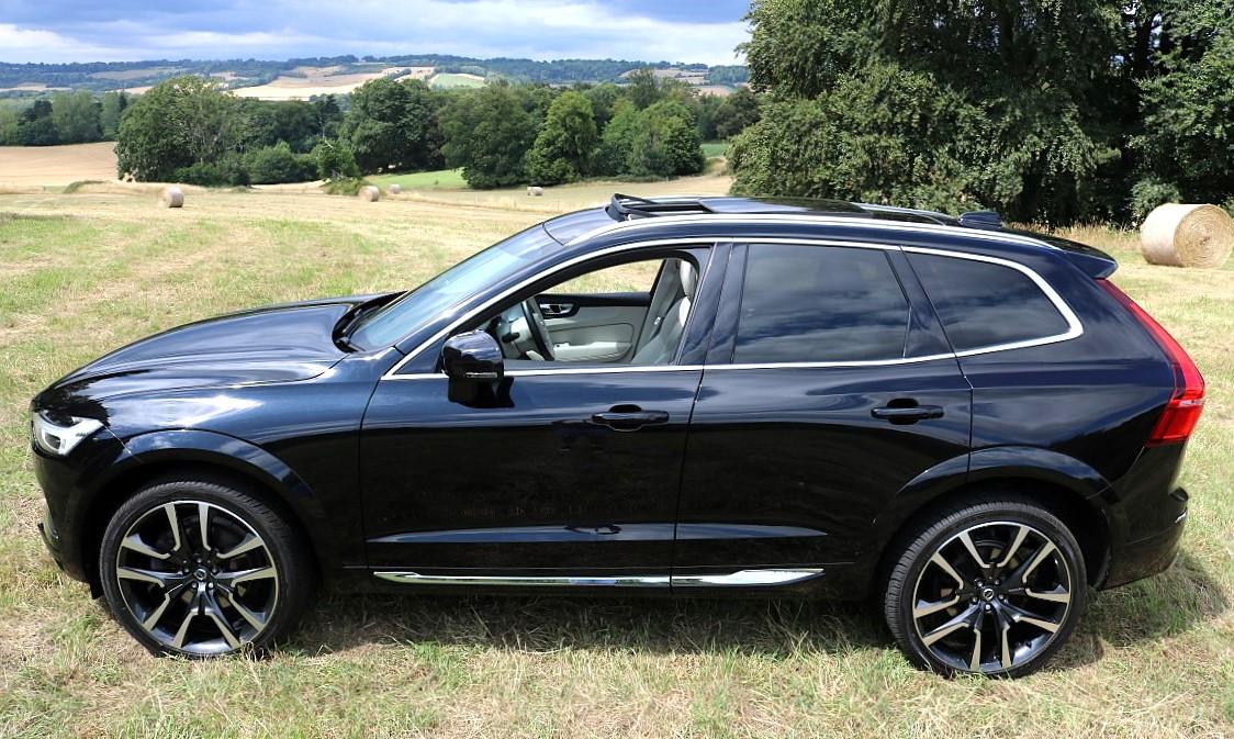 Volvo XC60 2.0 B5 MHEV Inscription Pro SUV 5dr Diesel Hybrid Auto AWD Euro 6 (s/s) (235 ps)