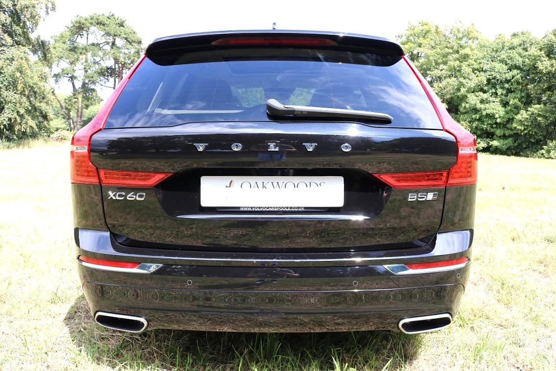 Volvo XC60 2.0 B5 MHEV Inscription Pro SUV 5dr Diesel Hybrid Auto AWD Euro 6 (s/s) (235 ps)