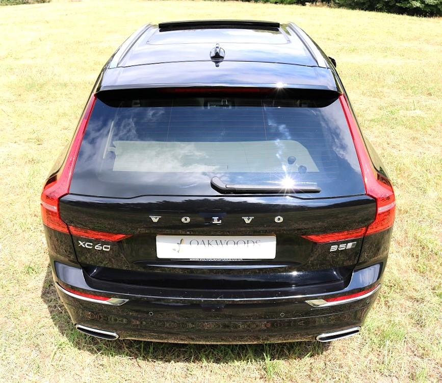 Volvo XC60 2.0 B5 MHEV Inscription Pro SUV 5dr Diesel Hybrid Auto AWD Euro 6 (s/s) (235 ps)