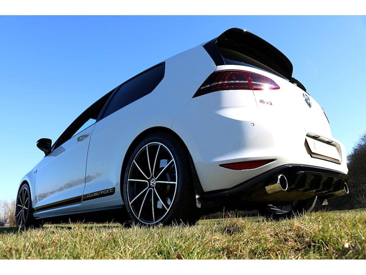 Volkswagen Golf TSI BlueMotion Tech GTI Clubsport 40 (Apple Car Play+Stage 1+Sachs Clutch+Racing Line Suspension) 2.0 3dr Hatchback Manual Petrol