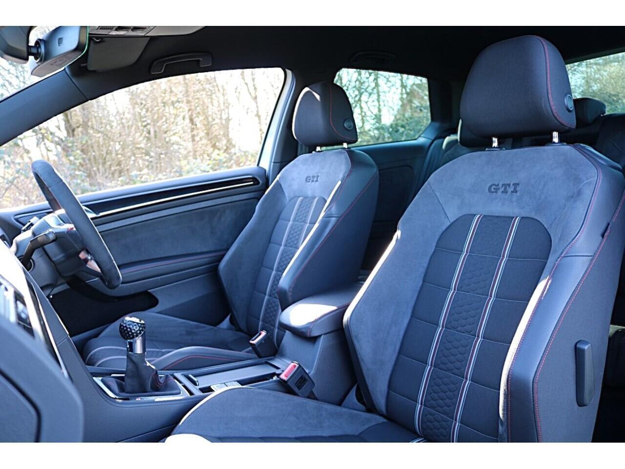 Volkswagen Golf TSI BlueMotion Tech GTI Clubsport 40 (Apple Car Play+Stage 1+Sachs Clutch+Racing Line Suspension) 2.0 3dr Hatchback Manual Petrol