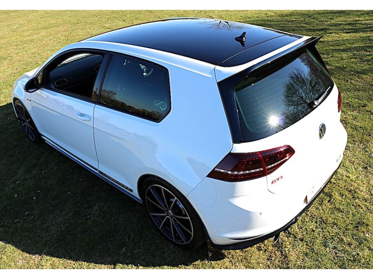 Volkswagen Golf TSI BlueMotion Tech GTI Clubsport 40 (Apple Car Play+Stage 1+Sachs Clutch+Racing Line Suspension) 2.0 3dr Hatchback Manual Petrol