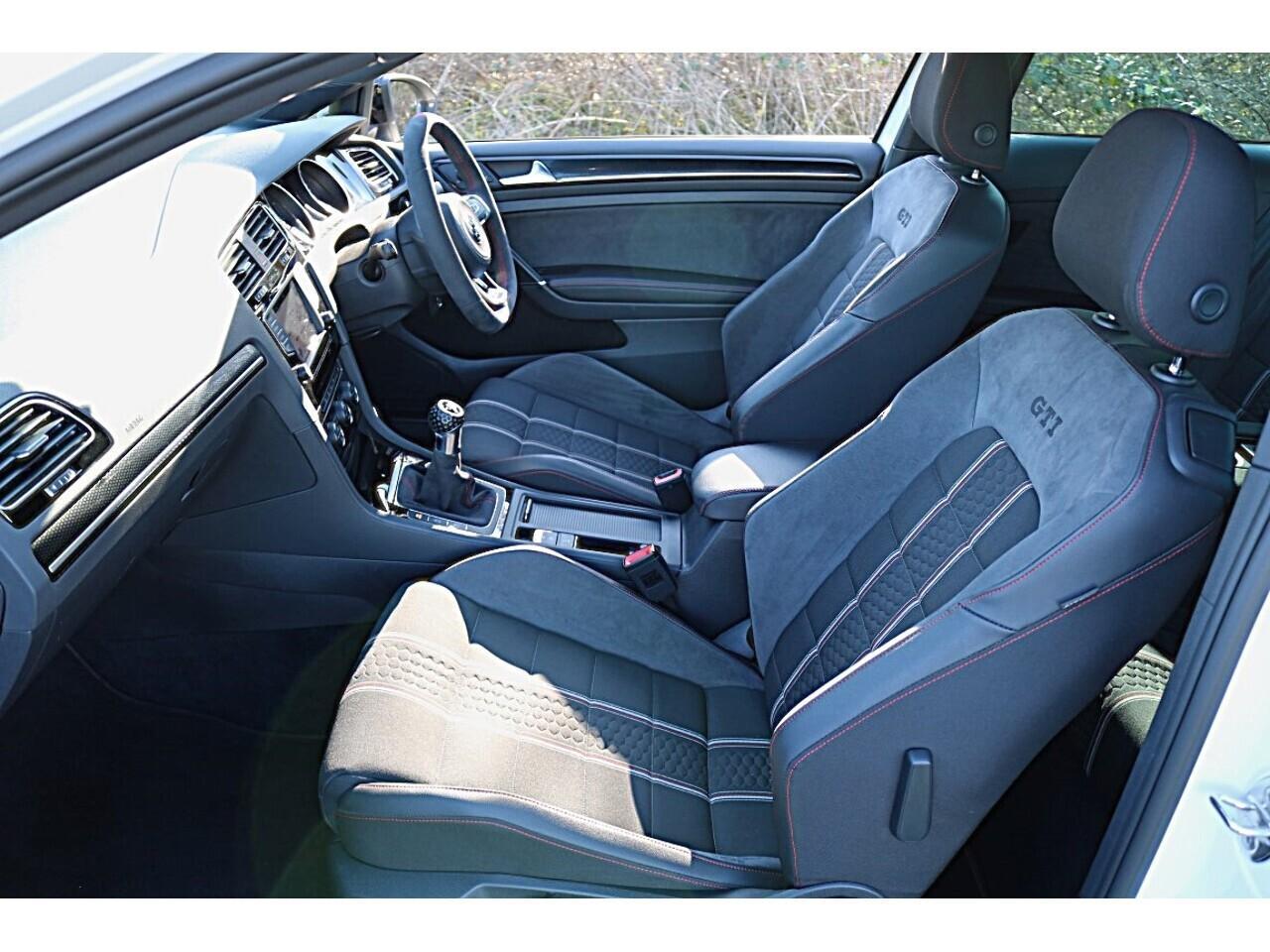 Volkswagen Golf TSI BlueMotion Tech GTI Clubsport 40 (Apple Car Play+Stage 1+Sachs Clutch+Racing Line Suspension) 2.0 3dr Hatchback Manual Petrol
