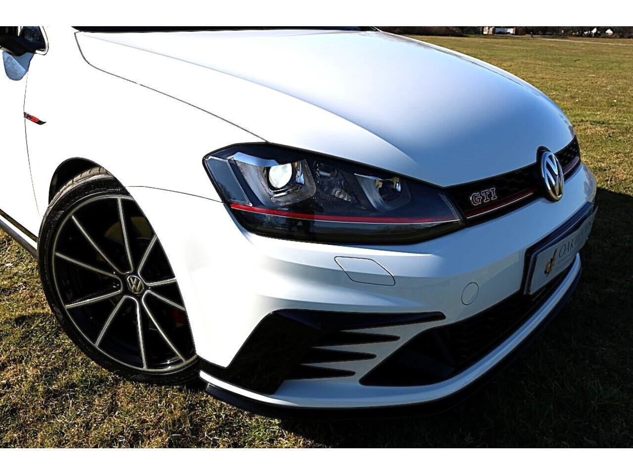 Volkswagen Golf TSI BlueMotion Tech GTI Clubsport 40 (Apple Car Play+Stage 1+Sachs Clutch+Racing Line Suspension) 2.0 3dr Hatchback Manual Petrol