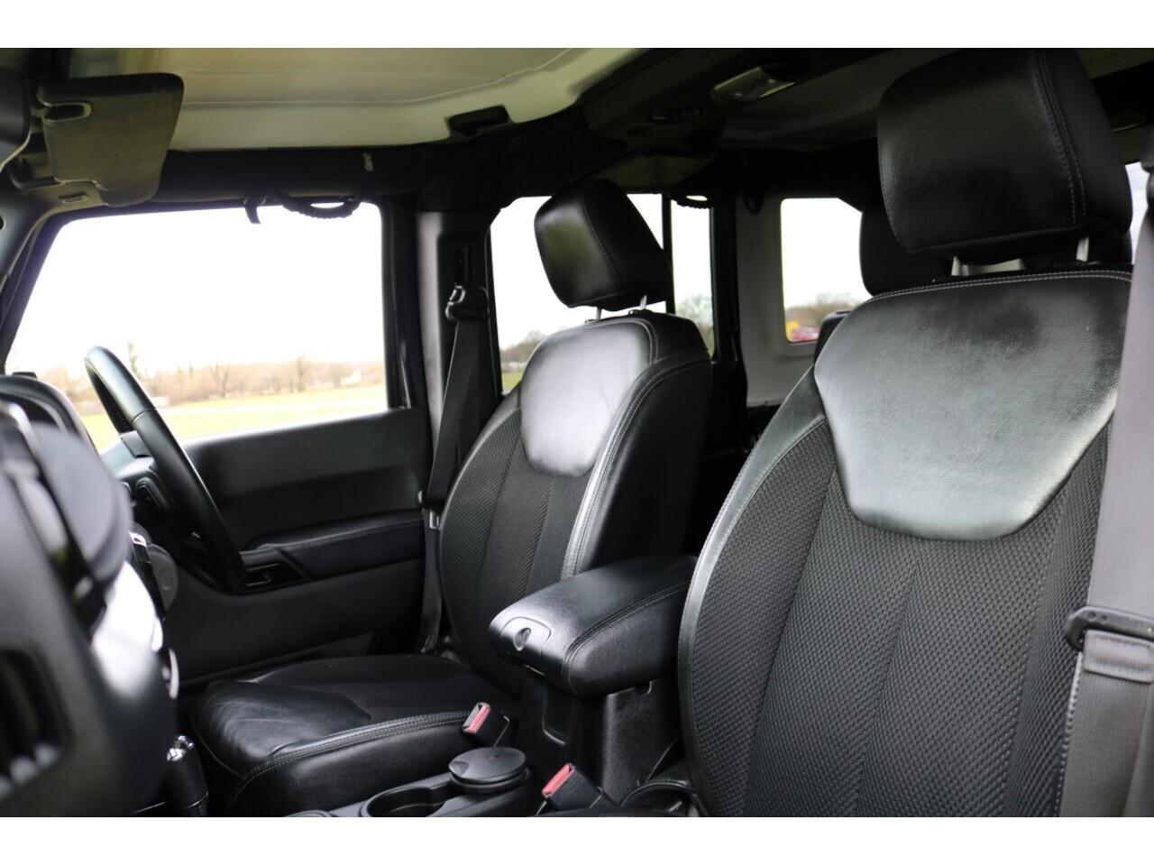 Jeep Wrangler CRD Night Eagle (ULEZ Free+Full Soft Top Pack+Just ONE Owner+CAMBELT Done+Full History) 2.8 4dr SUV Automatic Diesel