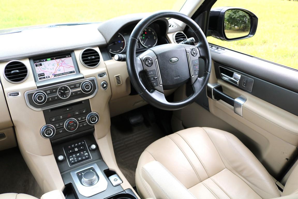 Land Rover Discovery 4 3.0 SD V6 SE Tech SUV 5dr Diesel Auto 4WD Euro 5 (s/s) (255 bhp)