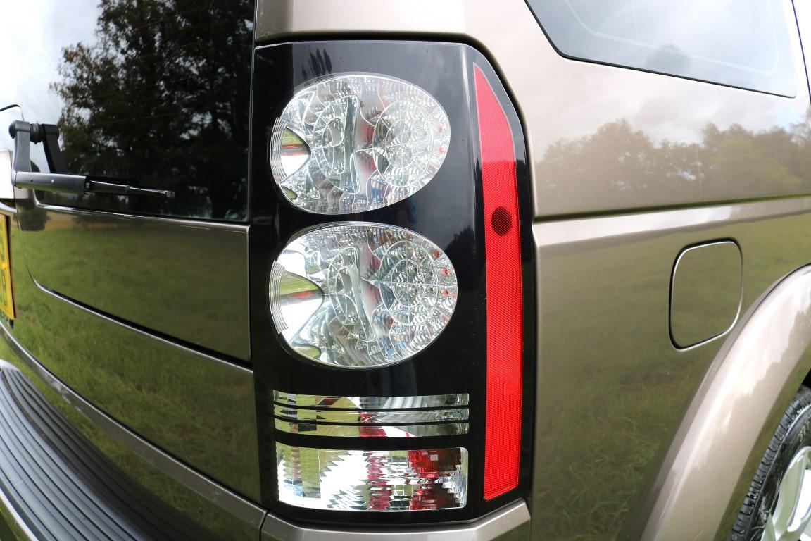 Land Rover Discovery 4 3.0 SD V6 SE Tech SUV 5dr Diesel Auto 4WD Euro 5 (s/s) (255 bhp)
