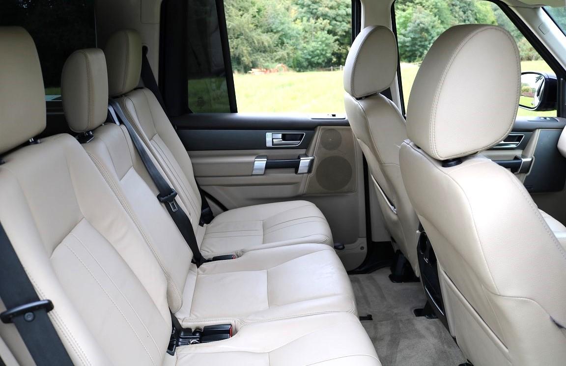 Land Rover Discovery 4 3.0 SD V6 SE Tech SUV 5dr Diesel Auto 4WD Euro 5 (s/s) (255 bhp)
