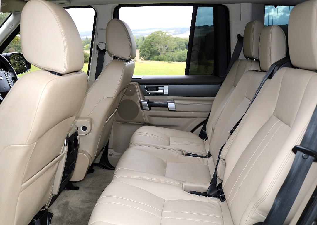 Land Rover Discovery 4 3.0 SD V6 SE Tech SUV 5dr Diesel Auto 4WD Euro 5 (s/s) (255 bhp)