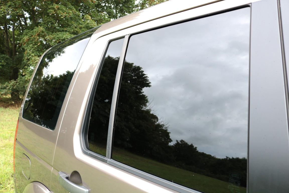 Land Rover Discovery 4 3.0 SD V6 SE Tech SUV 5dr Diesel Auto 4WD Euro 5 (s/s) (255 bhp)