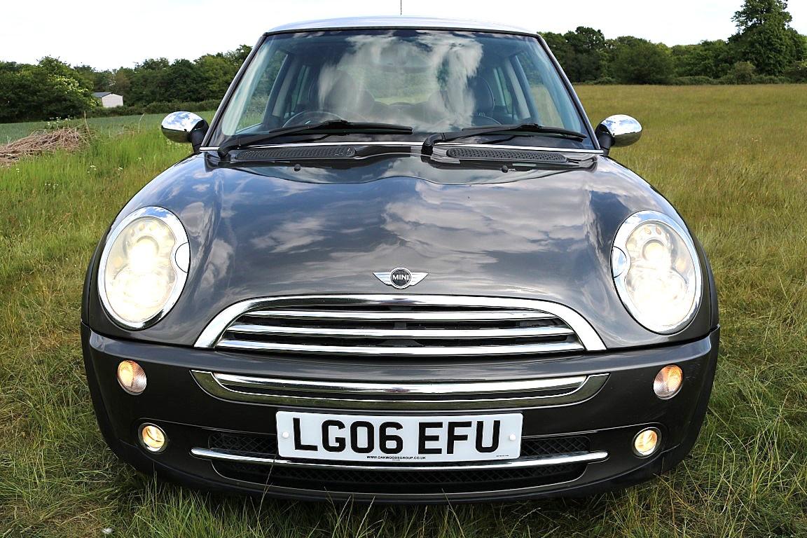 MINI Hatch 1.6 Cooper Park Lane Hatchback 3dr Petrol Manual Euro 4 (116 bhp)