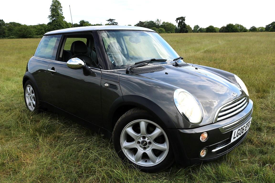 MINI Hatch 1.6 Cooper Park Lane Hatchback 3dr Petrol Manual Euro 4 (116 bhp)