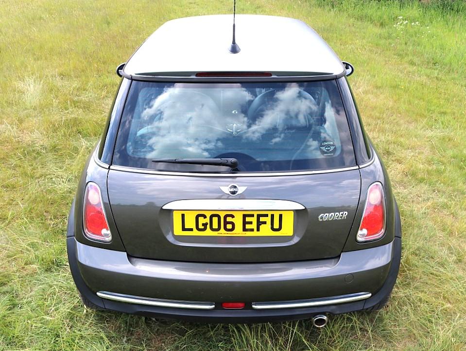 MINI Hatch 1.6 Cooper Park Lane Hatchback 3dr Petrol Manual Euro 4 (116 bhp)