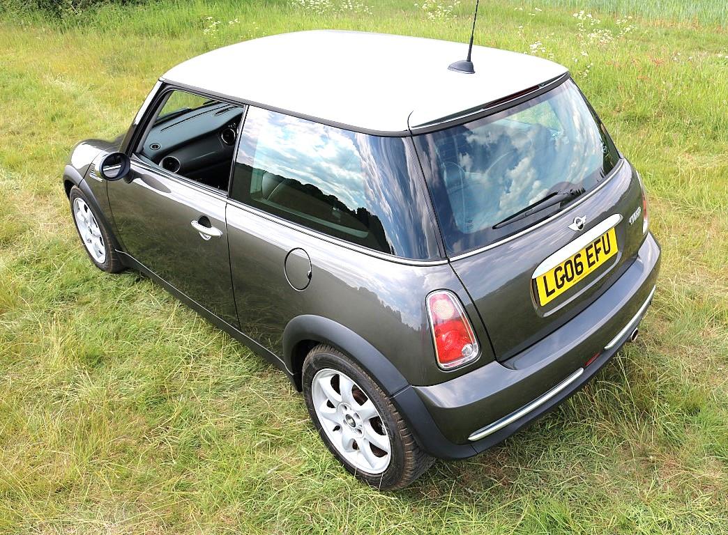 MINI Hatch 1.6 Cooper Park Lane Hatchback 3dr Petrol Manual Euro 4 (116 bhp)