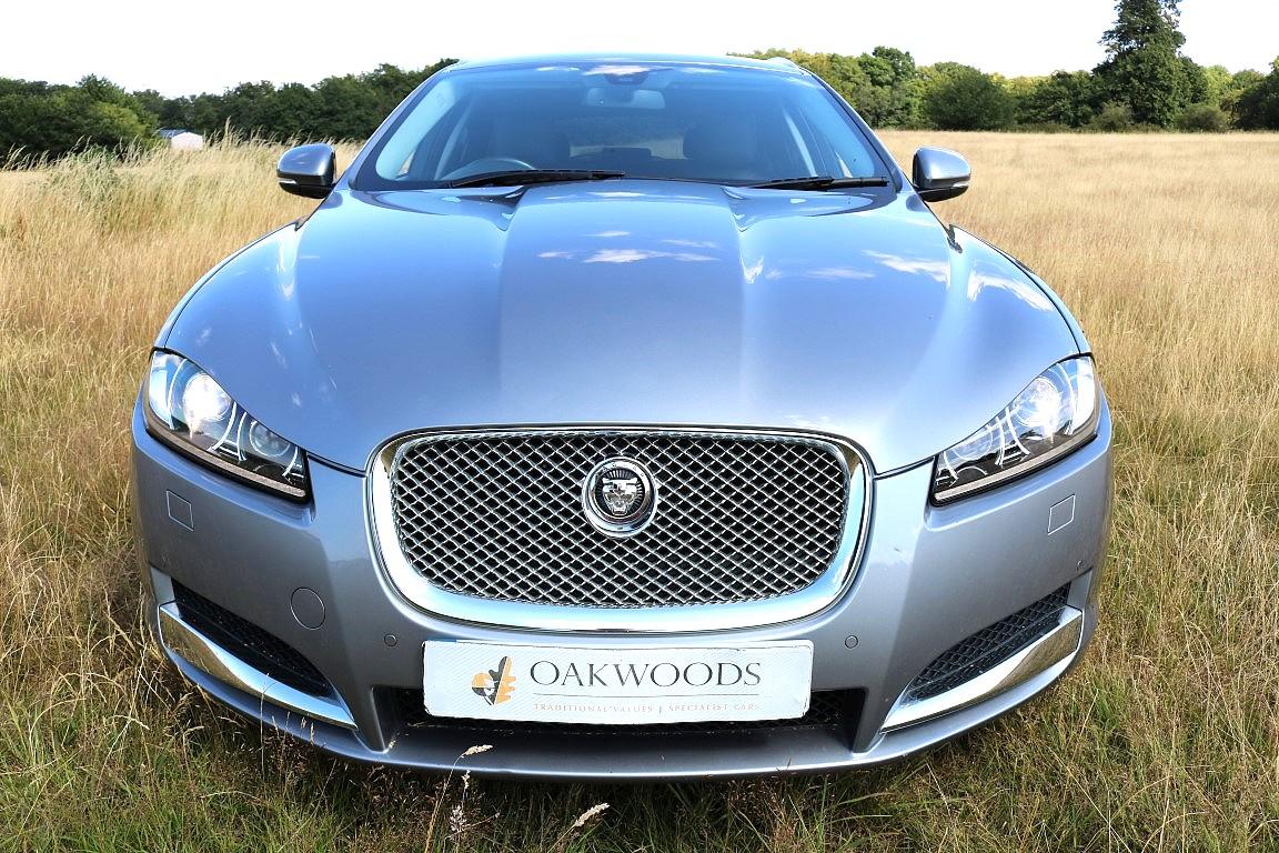 Jaguar XF 2.2d Luxury Sportbrake 5dr Diesel Auto Euro 5 (s/s) (163 ps)