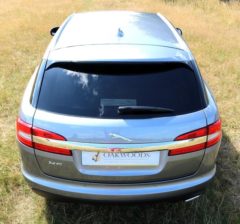 Jaguar XF 2.2d Luxury Sportbrake 5dr Diesel Auto Euro 5 (s/s) (163 ps)
