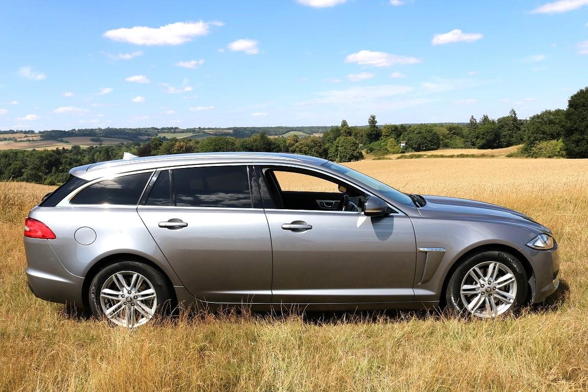 Jaguar XF 2.2d Luxury Sportbrake 5dr Diesel Auto Euro 5 (s/s) (163 ps)