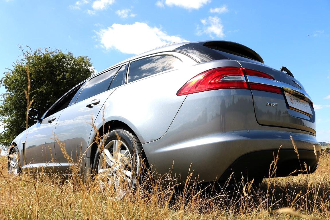 Jaguar XF 2.2d Luxury Sportbrake 5dr Diesel Auto Euro 5 (s/s) (163 ps)