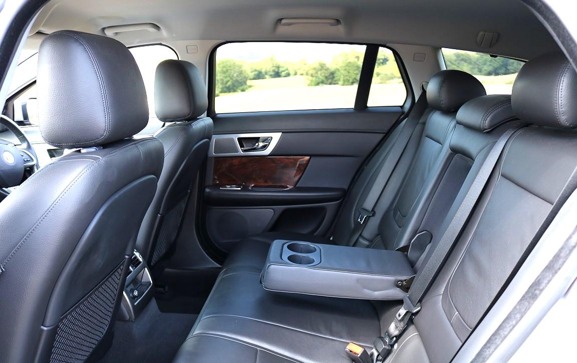 Jaguar XF 2.2d Luxury Sportbrake 5dr Diesel Auto Euro 5 (s/s) (163 ps)