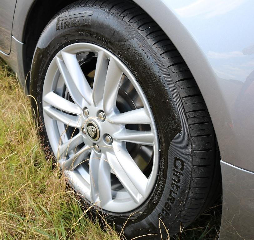 Jaguar XF 2.2d Luxury Sportbrake 5dr Diesel Auto Euro 5 (s/s) (163 ps)