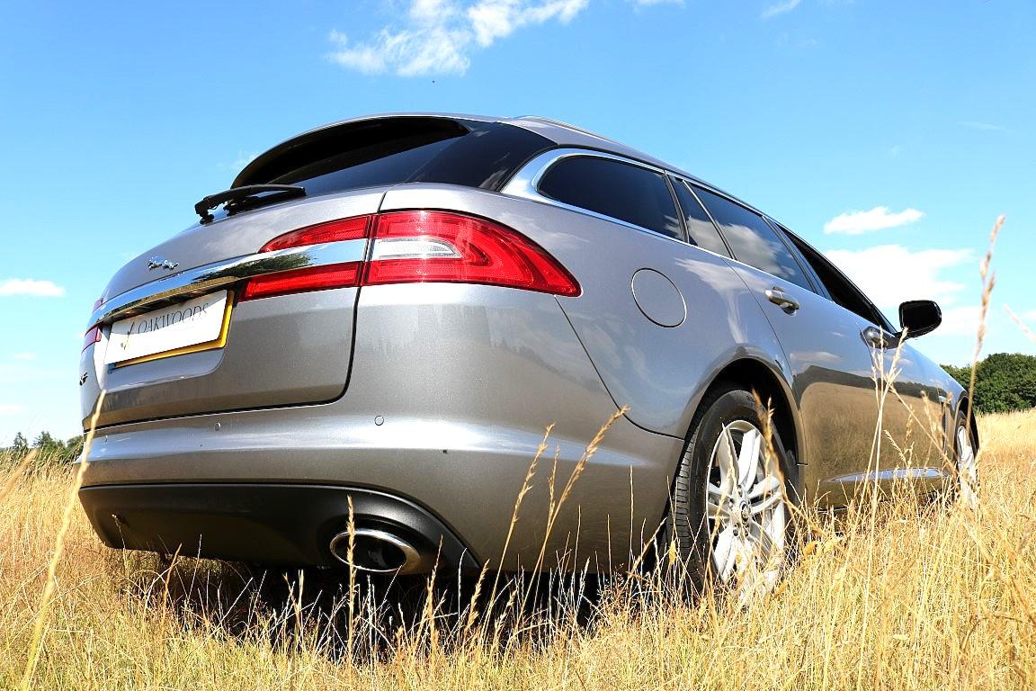 Jaguar XF 2.2d Luxury Sportbrake 5dr Diesel Auto Euro 5 (s/s) (163 ps)