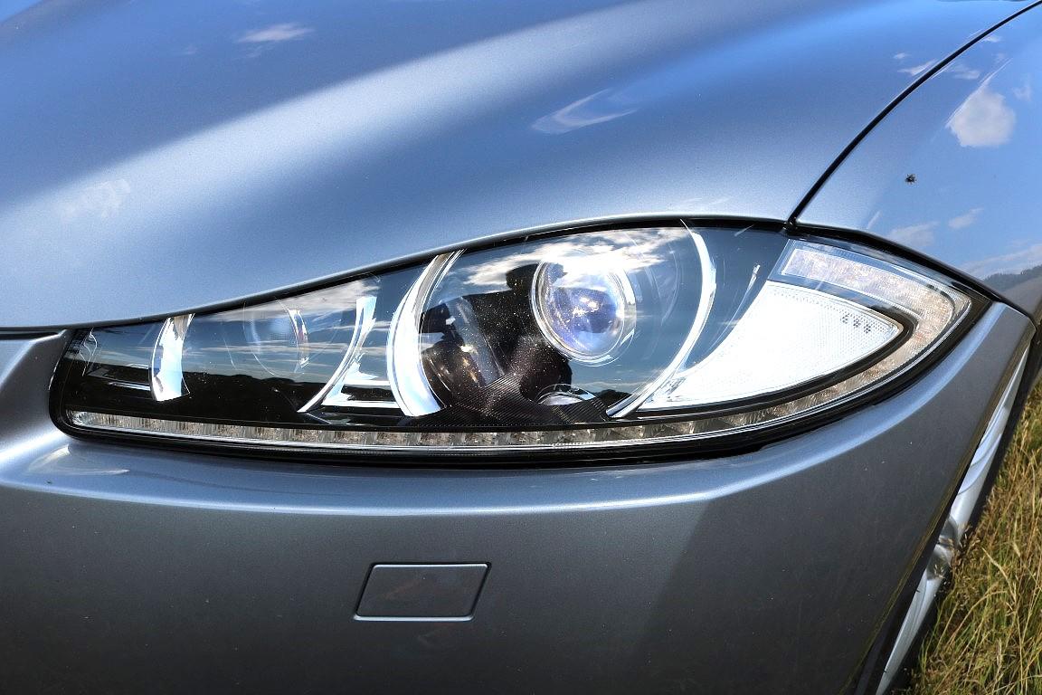Jaguar XF 2.2d Luxury Sportbrake 5dr Diesel Auto Euro 5 (s/s) (163 ps)