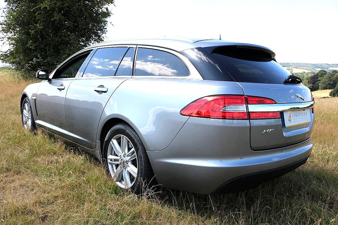 Jaguar XF 2.2d Luxury Sportbrake 5dr Diesel Auto Euro 5 (s/s) (163 ps)