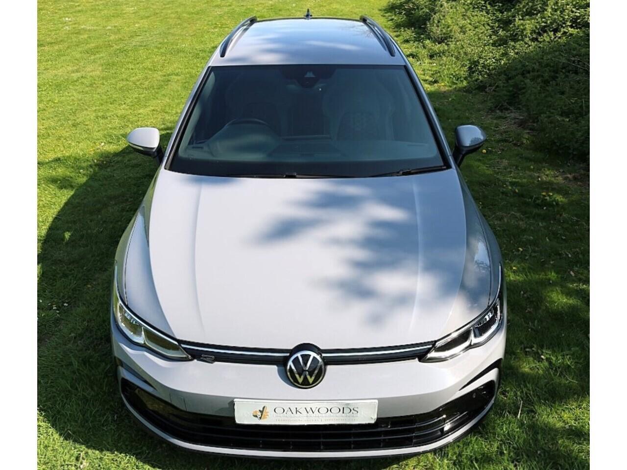 Volkswagen Golf 2.0 TDI R-Line (Heated Wheel+18