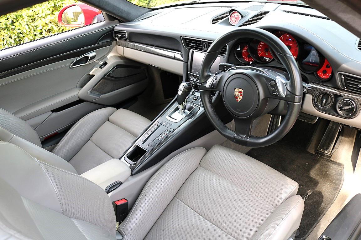 Porsche 911 3.8 991 Carrera 4S Coupe 2dr Petrol PDK 4WD Euro 5 (s/s) (400 ps)