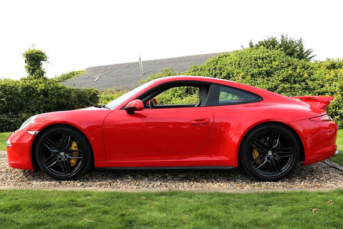 Porsche 911 3.8 991 Carrera 4S Coupe 2dr Petrol PDK 4WD Euro 5 (s/s) (400 ps)