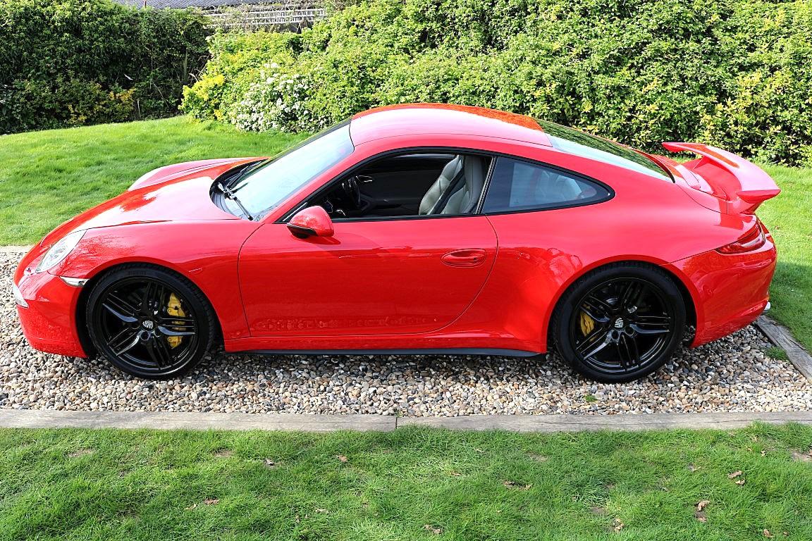 Porsche 911 3.8 991 Carrera 4S Coupe 2dr Petrol PDK 4WD Euro 5 (s/s) (400 ps)