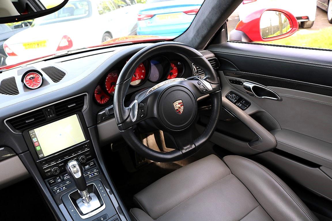 Porsche 911 3.8 991 Carrera 4S Coupe 2dr Petrol PDK 4WD Euro 5 (s/s) (400 ps)