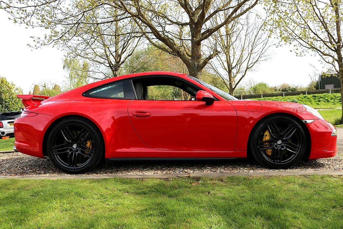 Porsche 911 3.8 991 Carrera 4S Coupe 2dr Petrol PDK 4WD Euro 5 (s/s) (400 ps)