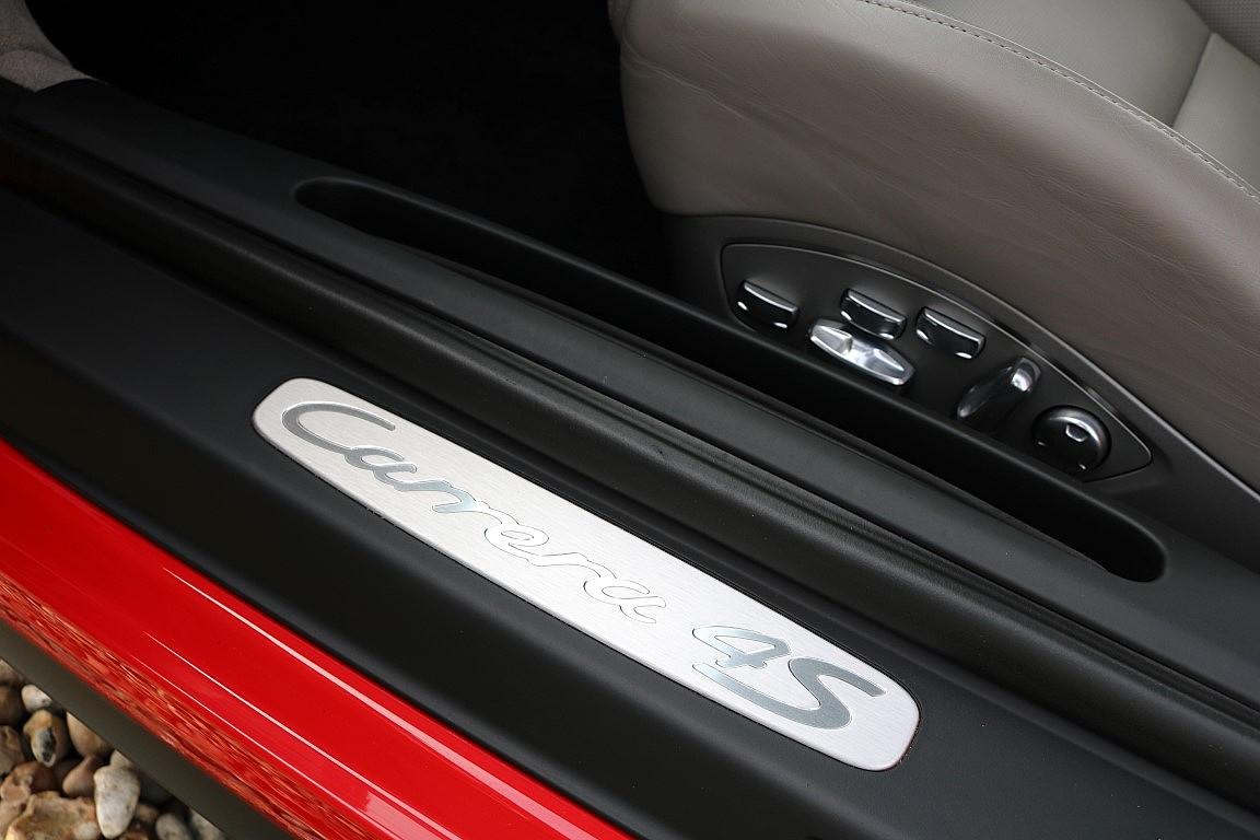 Porsche 911 3.8 991 Carrera 4S Coupe 2dr Petrol PDK 4WD Euro 5 (s/s) (400 ps)