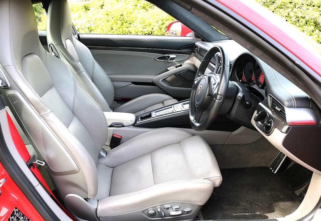 Porsche 911 3.8 991 Carrera 4S Coupe 2dr Petrol PDK 4WD Euro 5 (s/s) (400 ps)